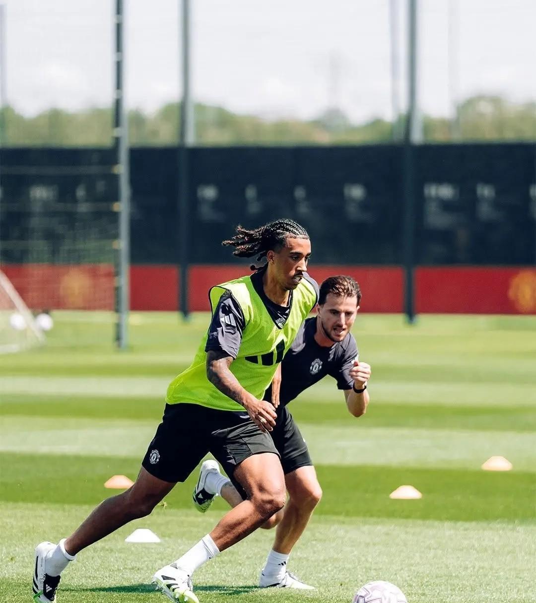 pg试玩-球队排兵布阵，比赛策略周密迎战来势汹汹对手的简单介绍